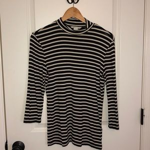 H & M mock neck shirt
